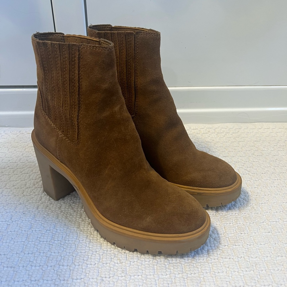 DOLCE VITA CASTER H20 BOOTIE size 7.5